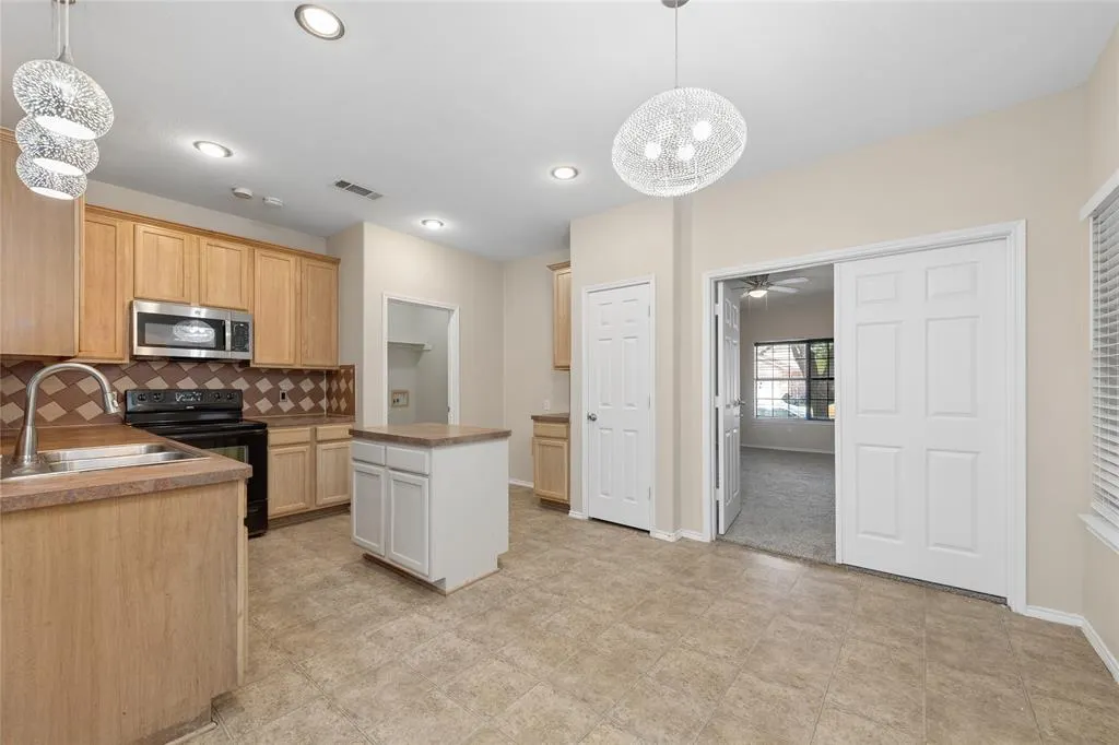 240 Northwood Drive
