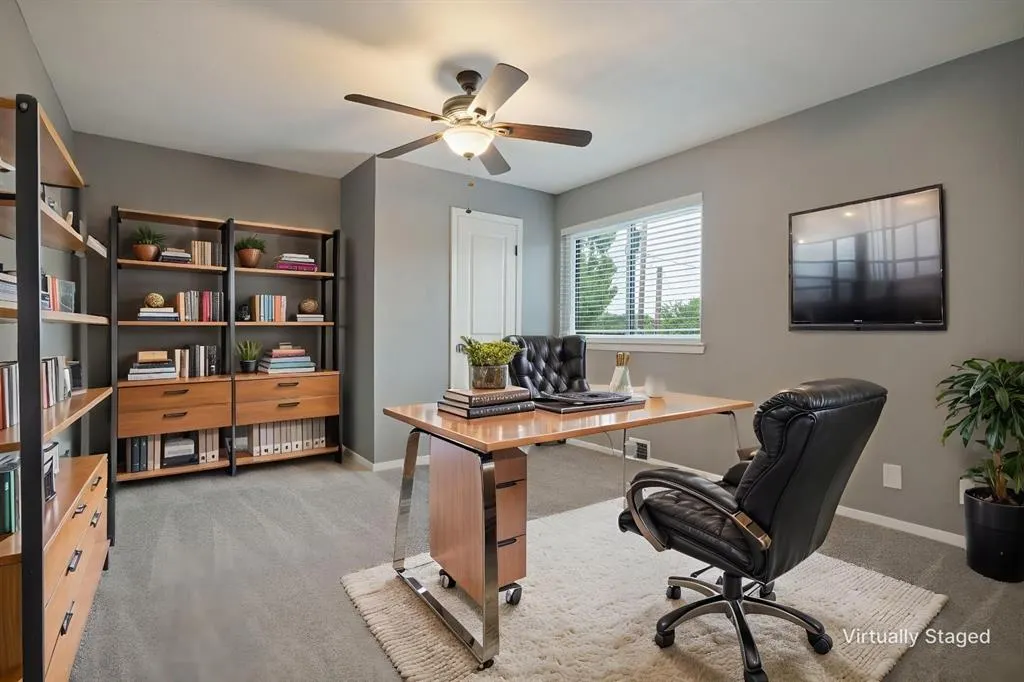 1102 Woodland Way