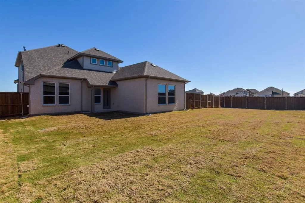 5501 Crestview Drive