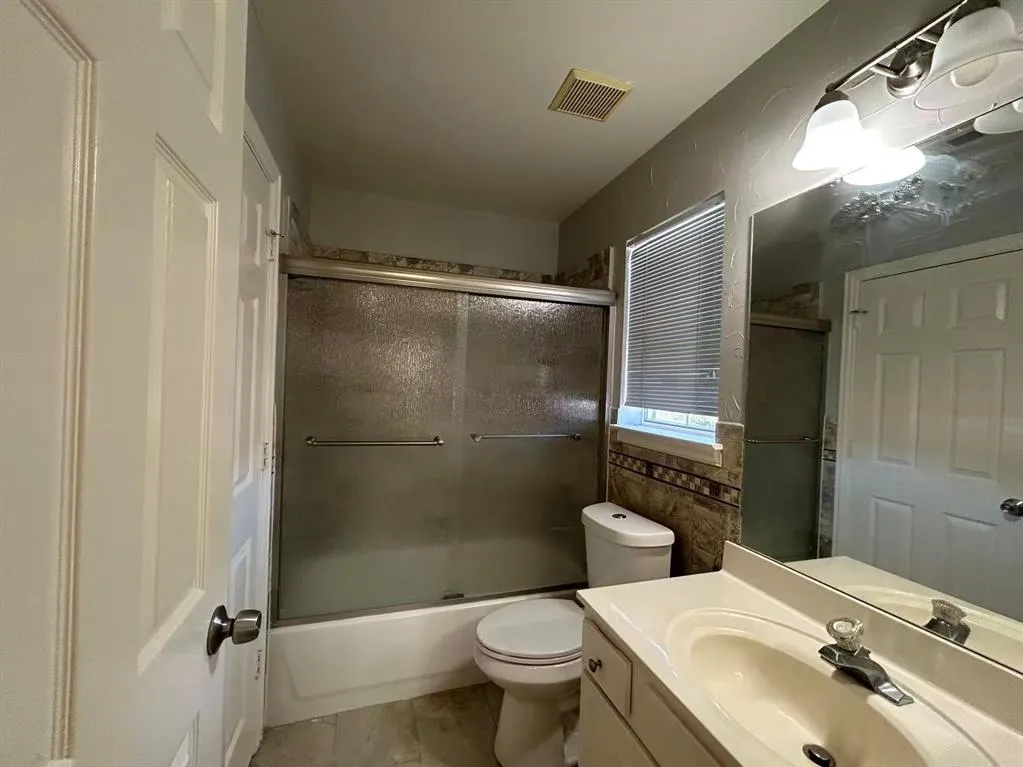 2011 Saint Anne Drive