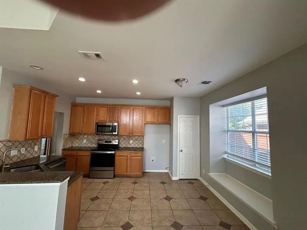 2011 Saint Anne Drive