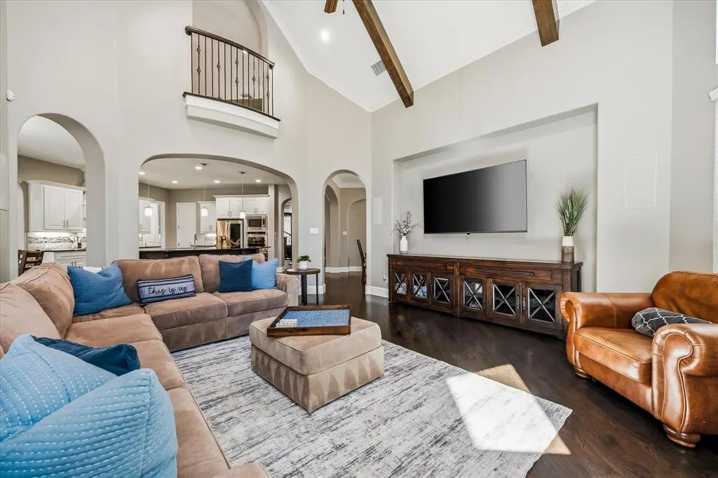 2355 Cutting Horse Trail