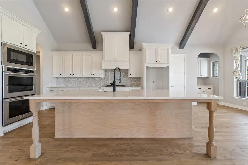 1318 Cypress Creek Way