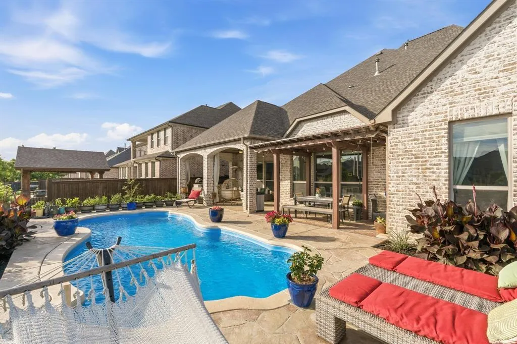 1318 Cypress Creek Way