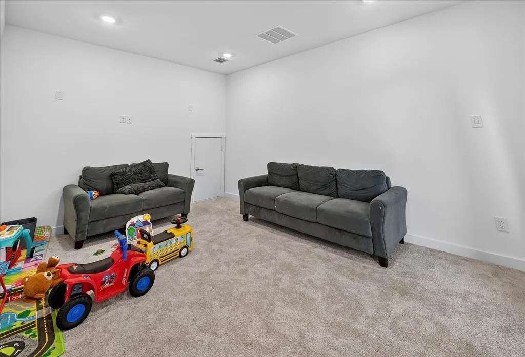 148 Invermore Drive