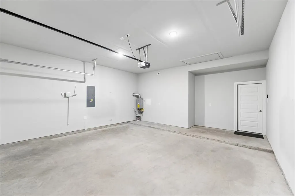 1317 Thrasher Drive