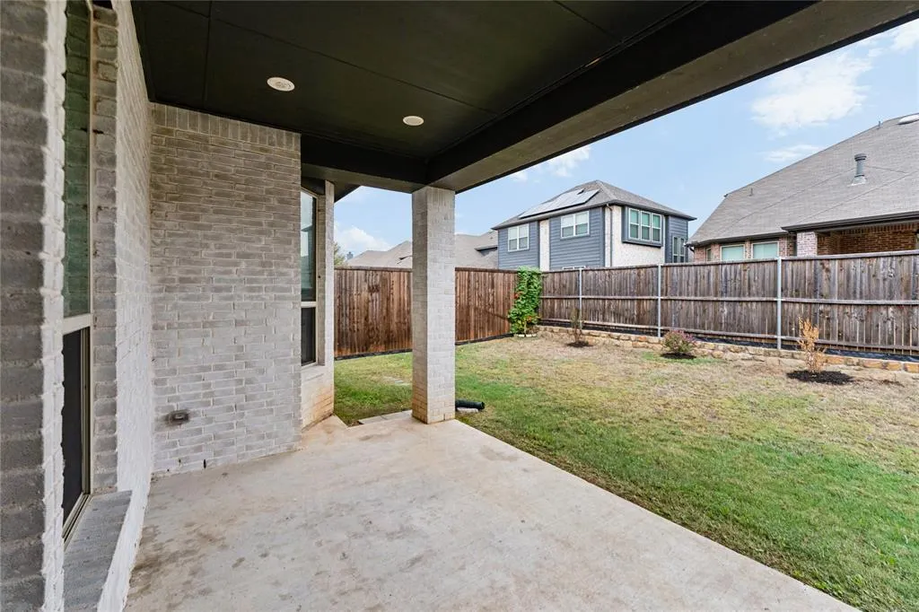 1317 Thrasher Drive