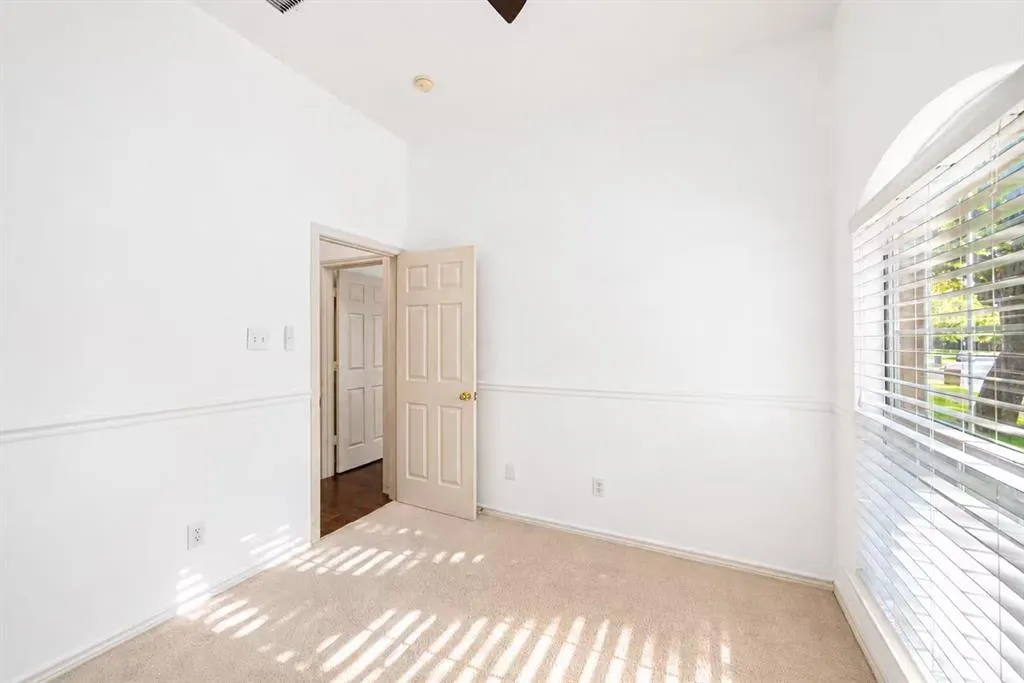 306 Fairfax Drive