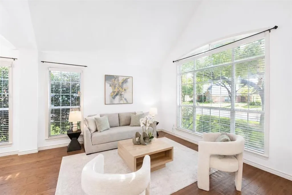 306 Fairfax Drive