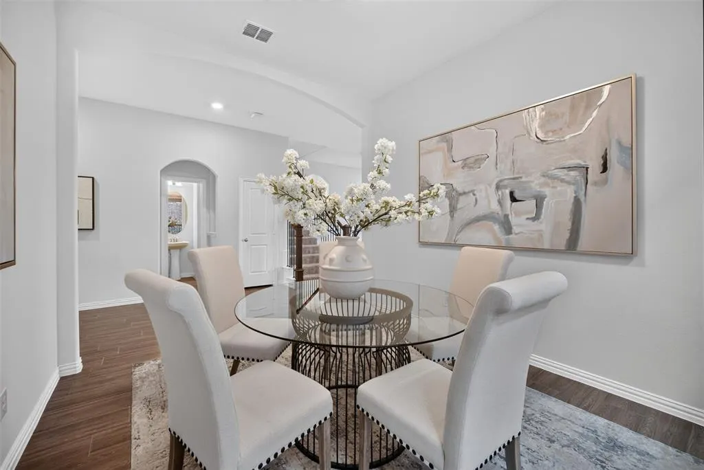 1352 Lake Grove Drive
