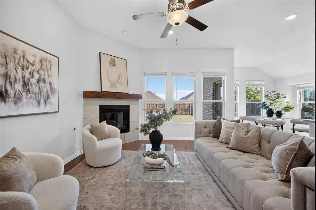 1352 Lake Grove Drive