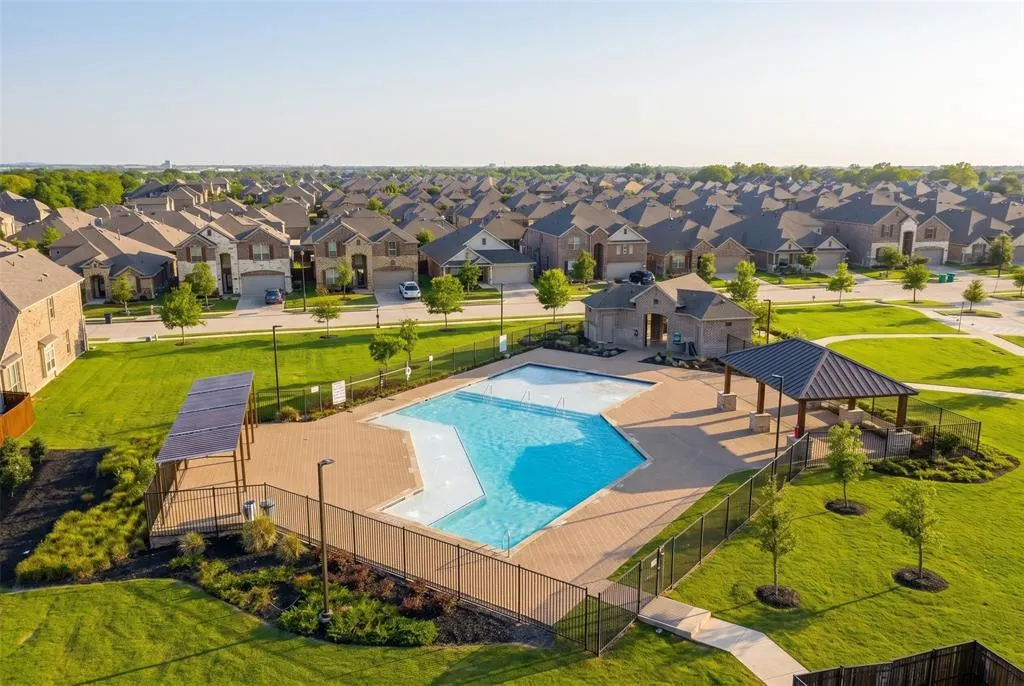 1352 Lake Grove Drive