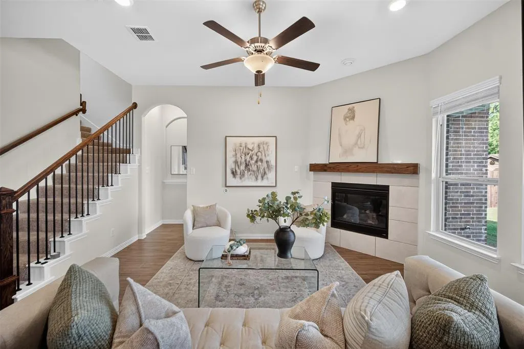 1352 Lake Grove Drive