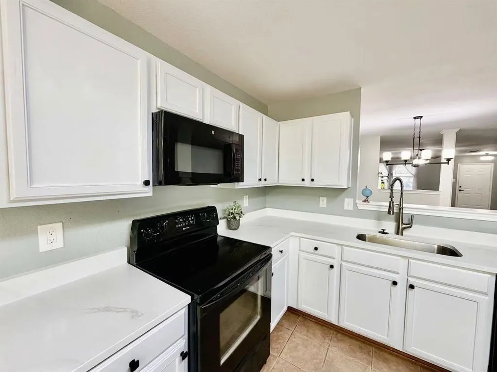 1110 Doc Holliday Drive