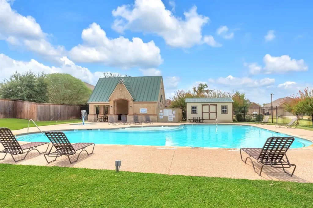 1711 Stonefield Drive