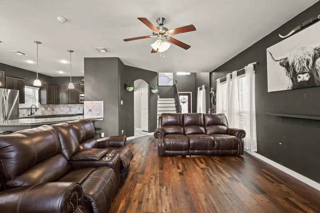 8805 Deadwood Lane
