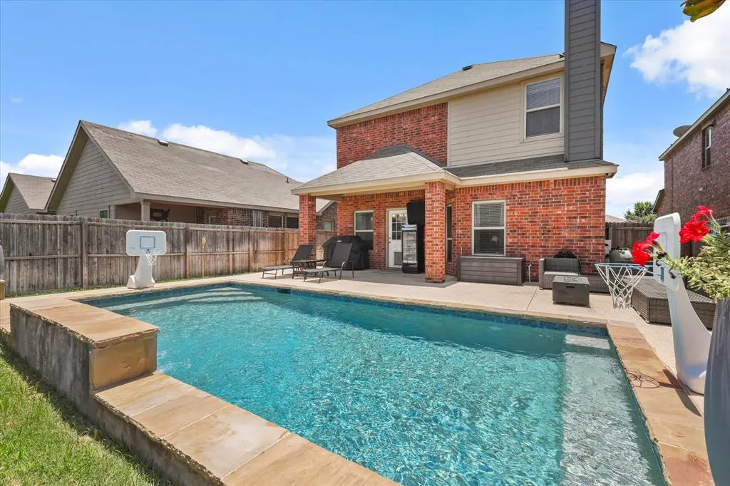 8805 Deadwood Lane