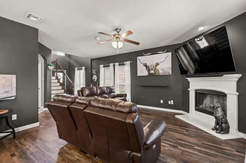 8805 Deadwood Lane
