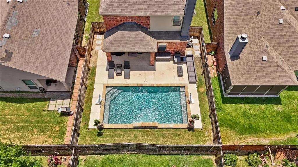 8805 Deadwood Lane