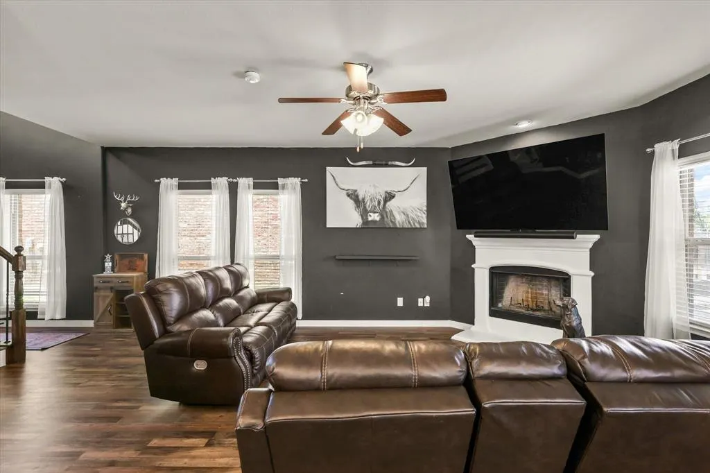 8805 Deadwood Lane