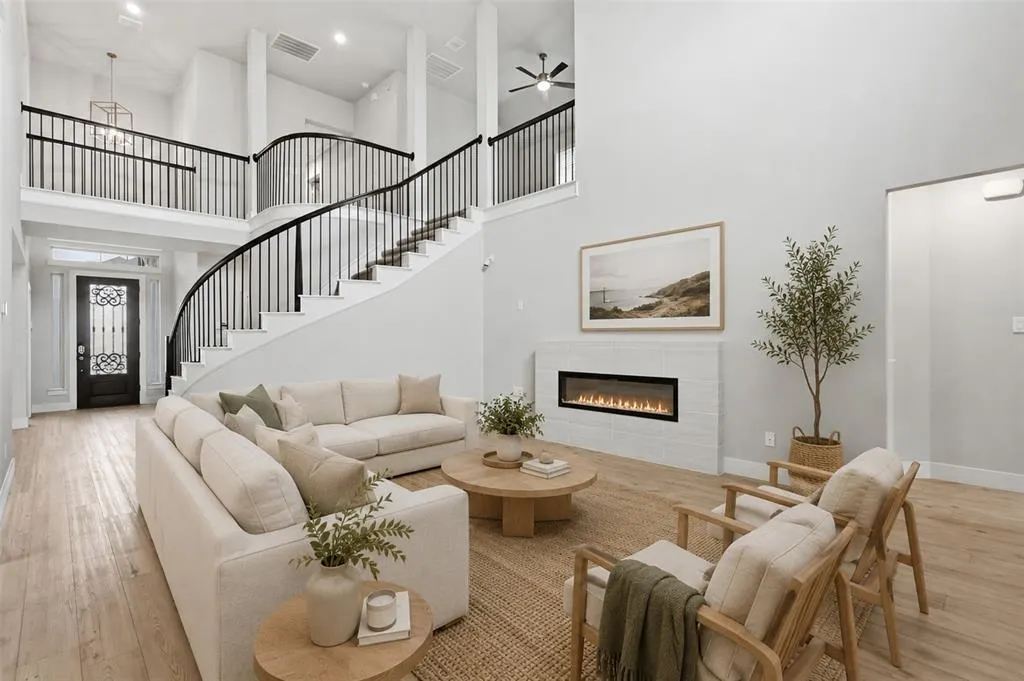3848 Solebay Court