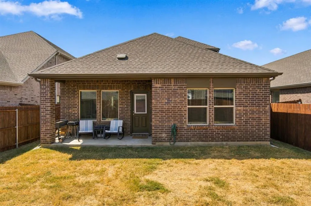 3520 Ample Vista Road