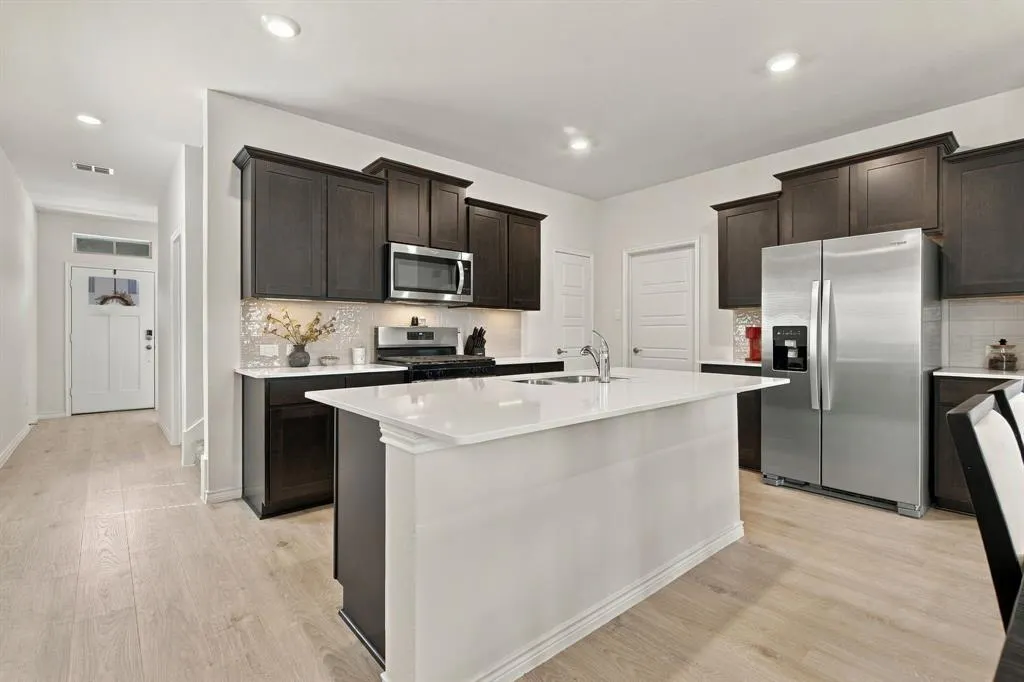 3520 Ample Vista Road