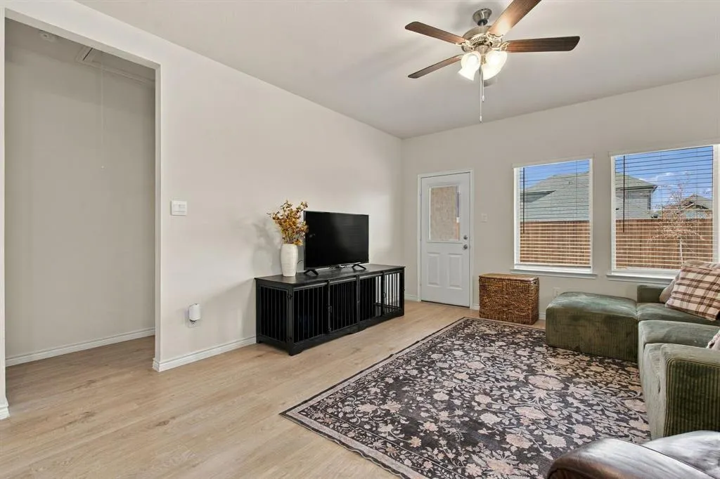3520 Ample Vista Road