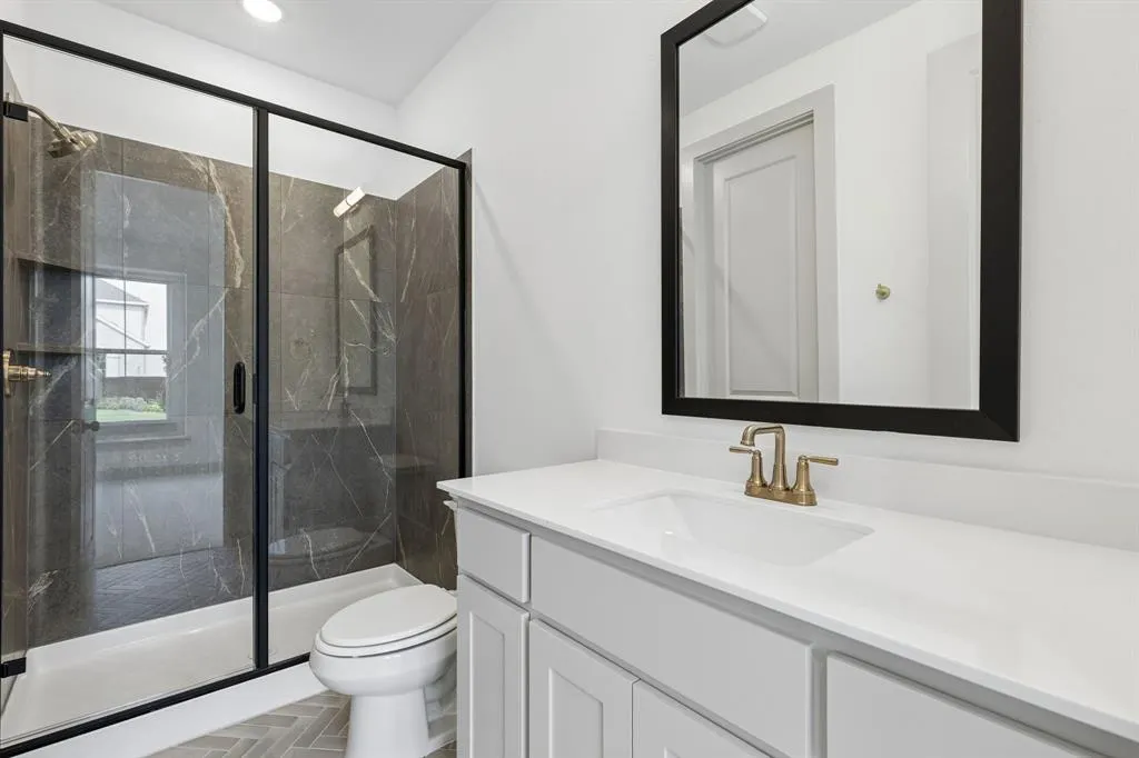 2624 Radiant Way