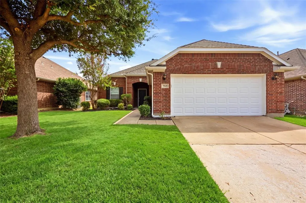 717 Creekside Drive