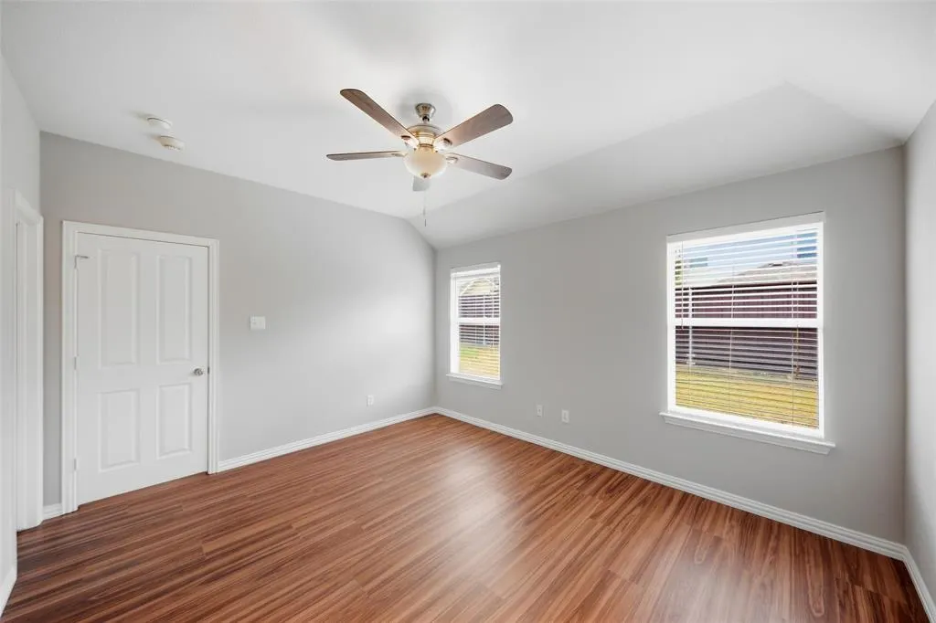717 Creekside Drive