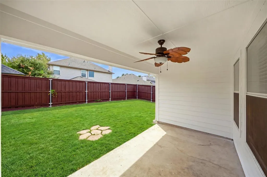 717 Creekside Drive