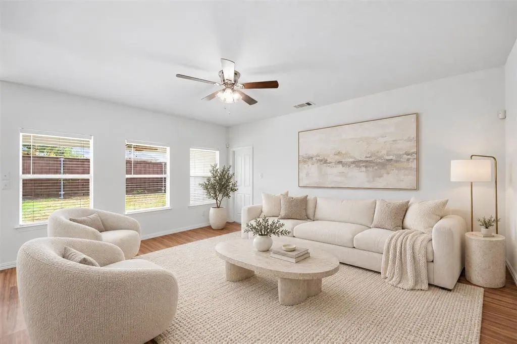 717 Creekside Drive