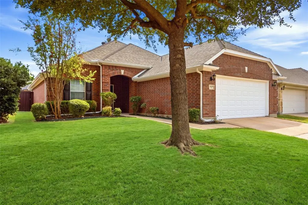 717 Creekside Drive