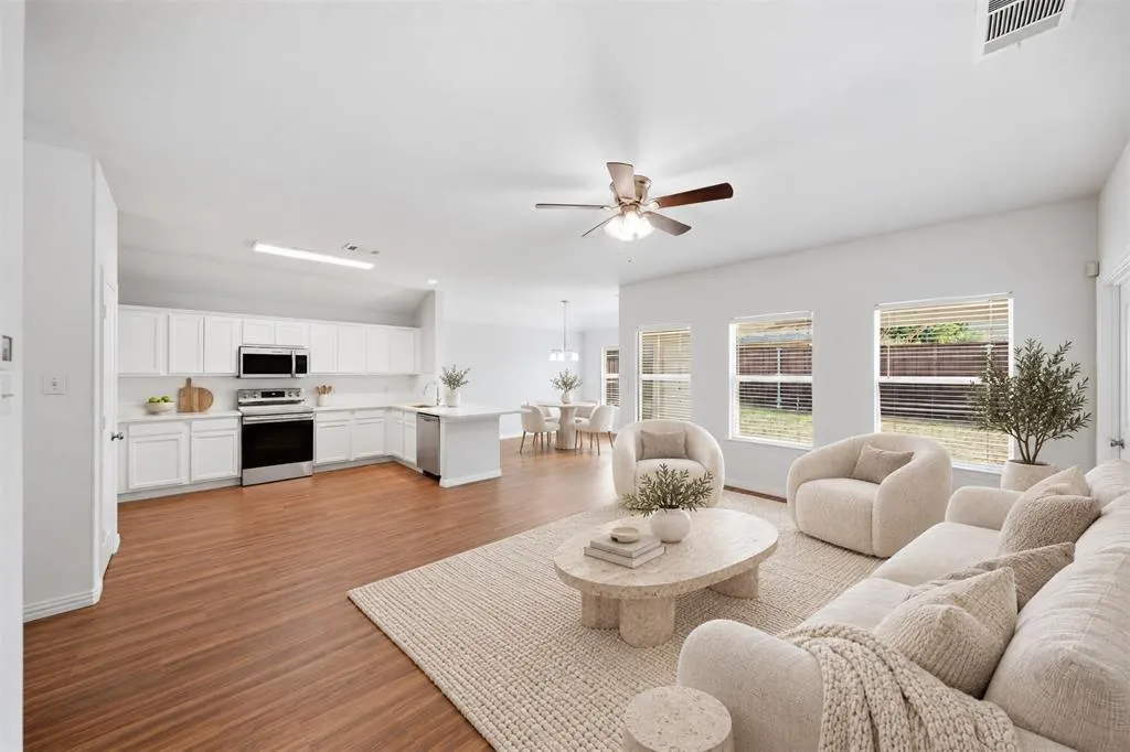 717 Creekside Drive