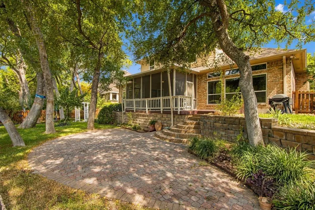 2905 Foxcreek Drive
