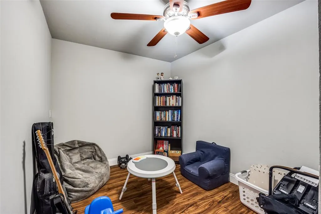 2604 Custer Parkway #B