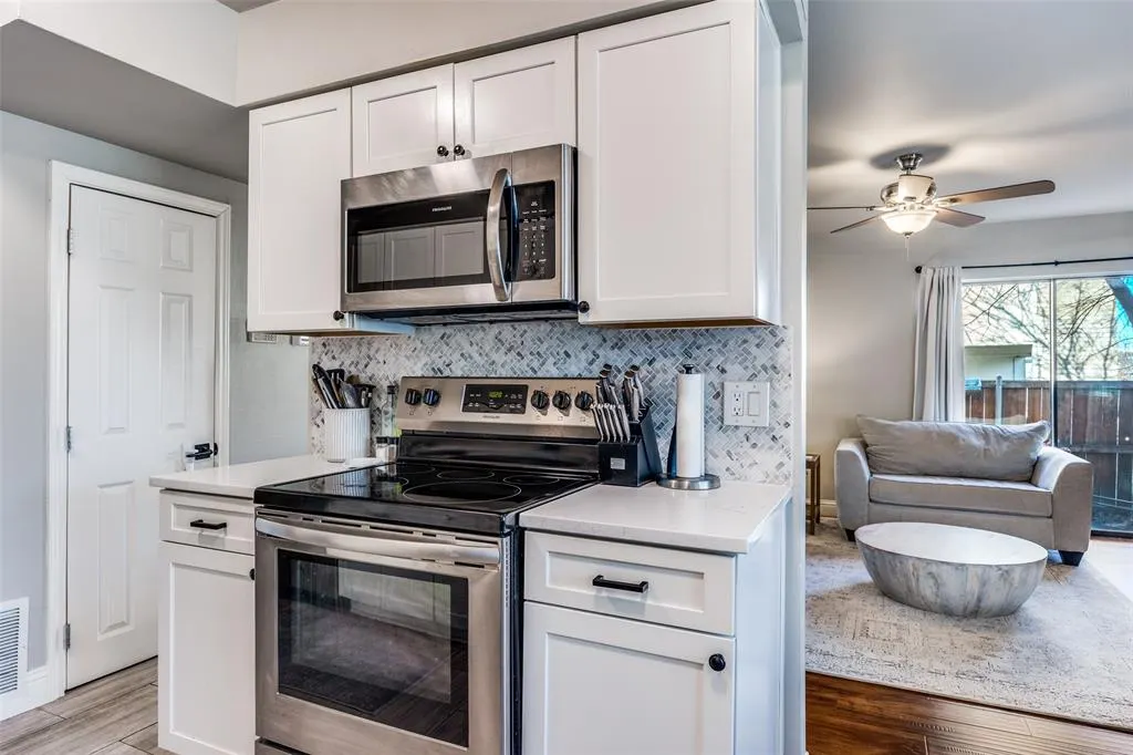2604 Custer Parkway #B