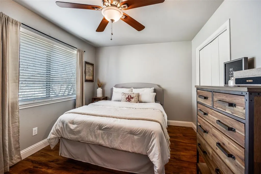 2604 Custer Parkway #B