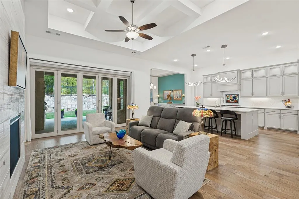 4212 Hidden Cove Road