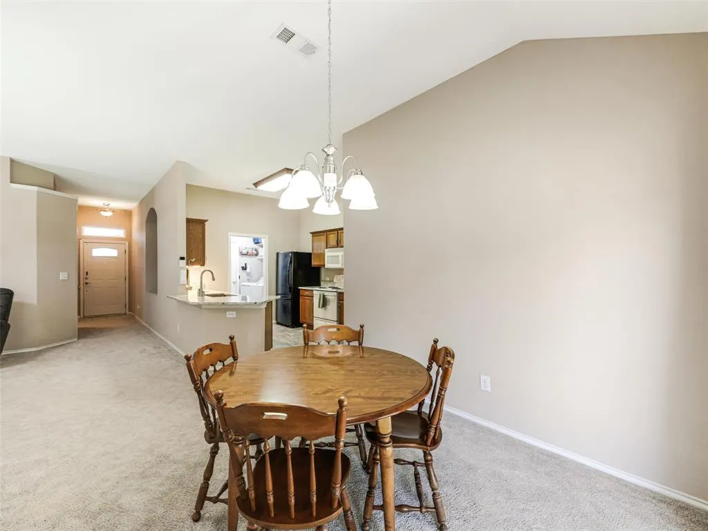 2109 Lilac Circle