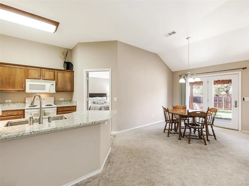2109 Lilac Circle