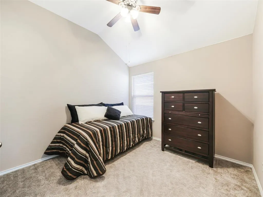 2109 Lilac Circle