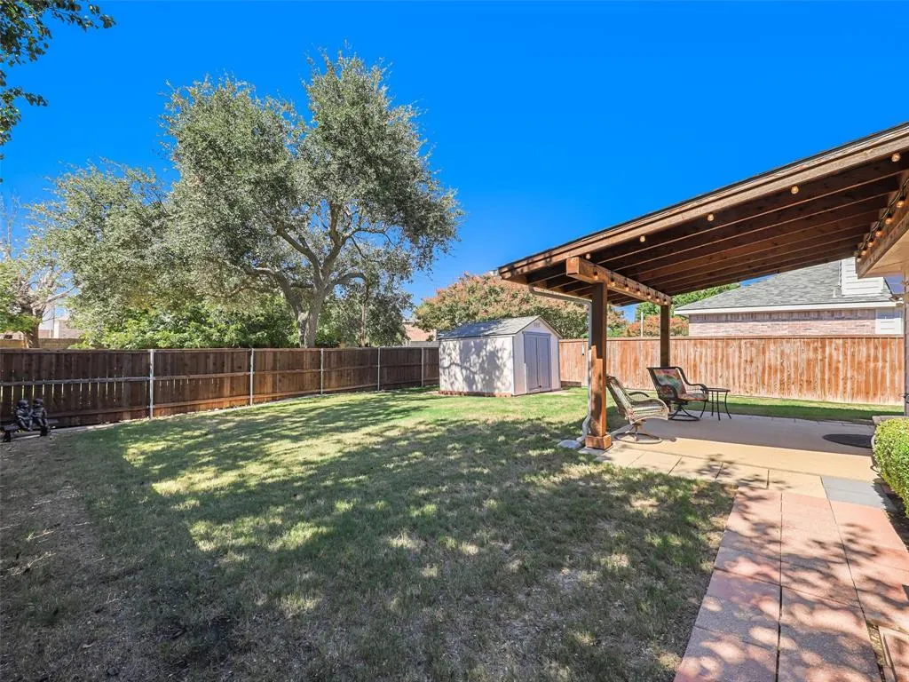 2109 Lilac Circle