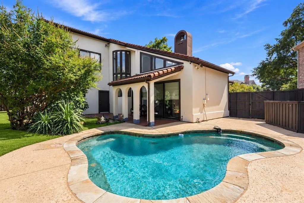 5057 Trail Lake Drive