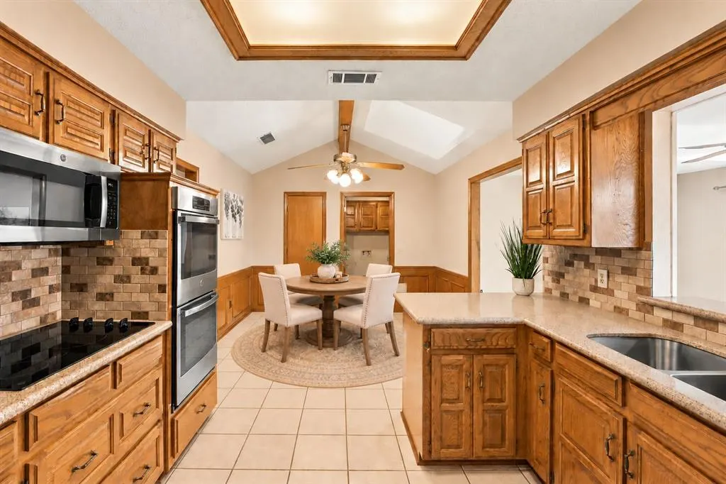907 Rush Creek Drive