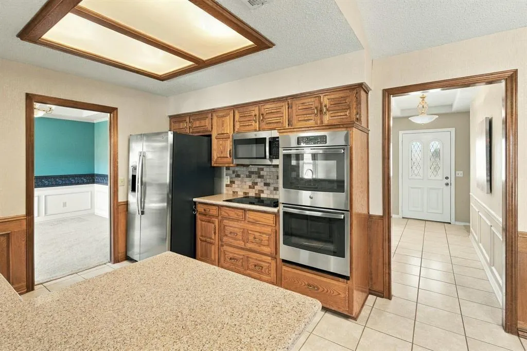 907 Rush Creek Drive