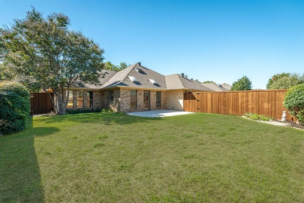 907 Rush Creek Drive