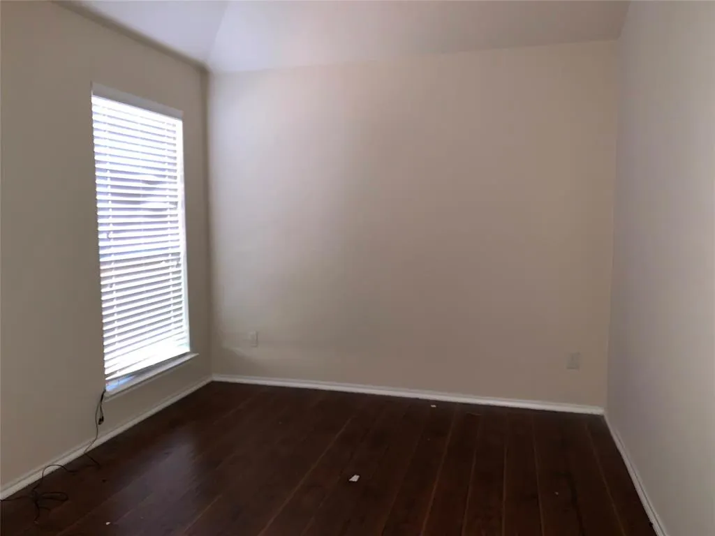 405 Sandy Lane