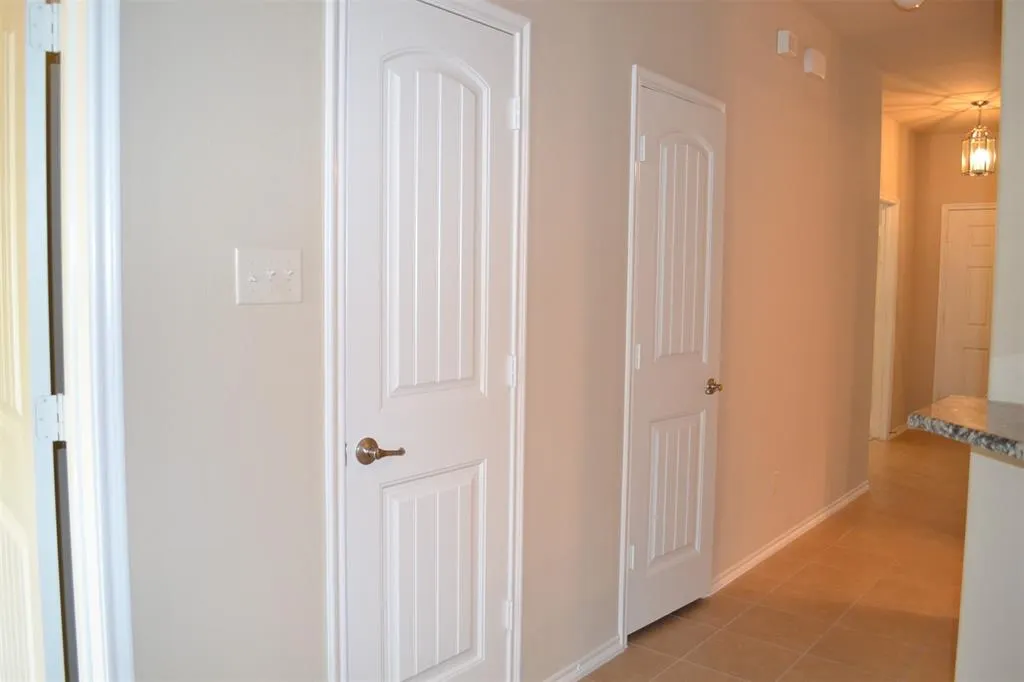 405 Sandy Lane